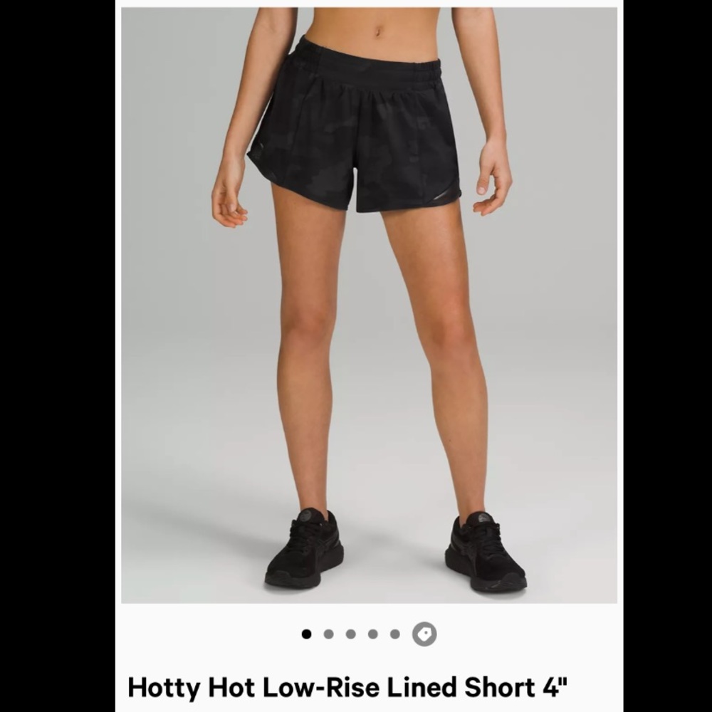 Lulu Lemon Hotty Hot Low-Rise Lined Shorts 4”